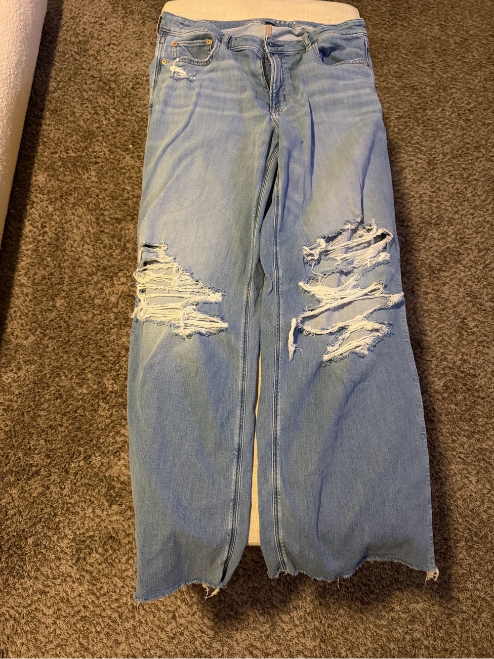 American Eagle Outfitters Light Blue Distressed Wide-Leg Jeans